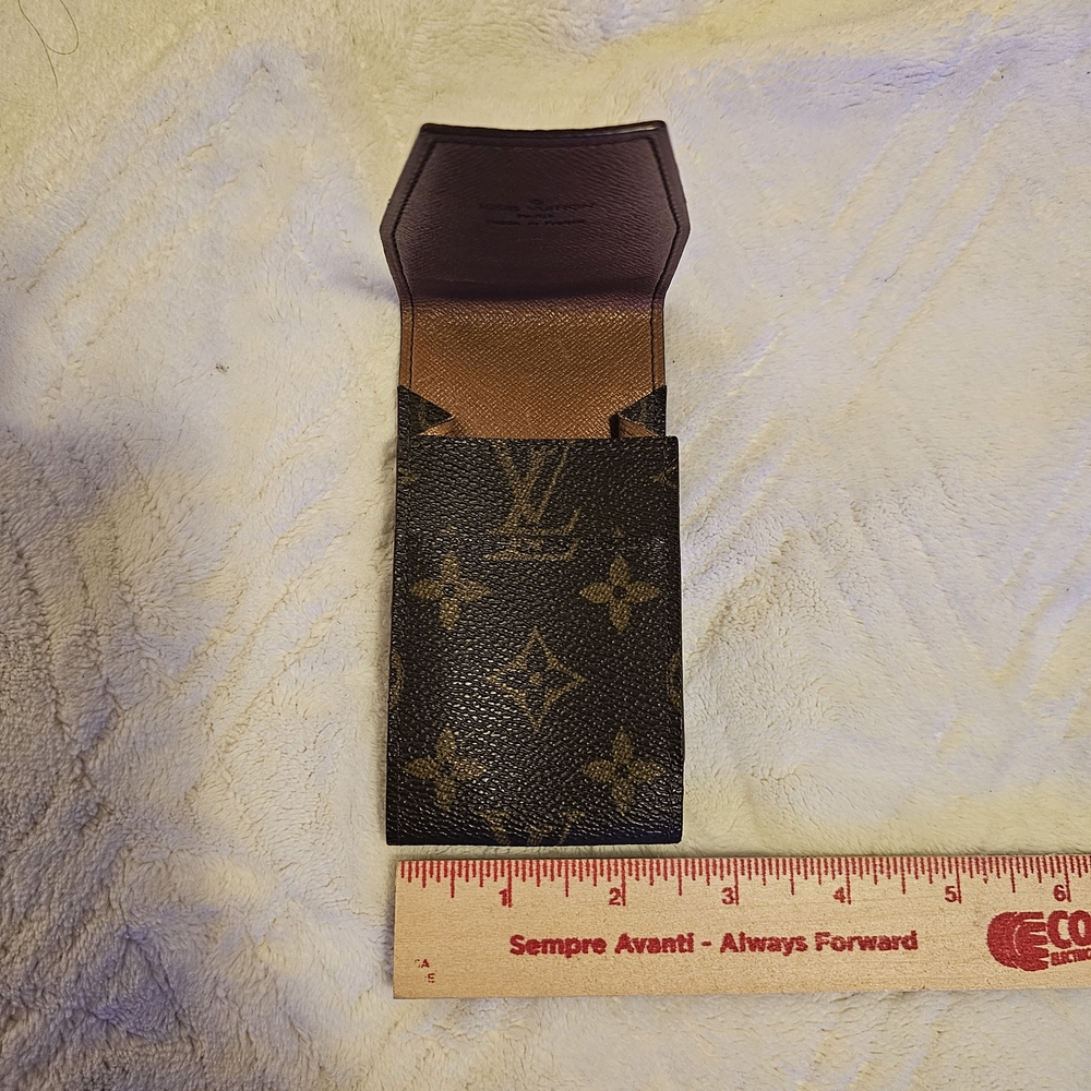 Louis Vuitton MonogramCaseAccessory - Picture 6 of 9